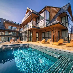 Lipowy Dwor Aparthotel