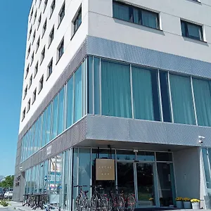 https://arche-hotel-wroclaw-airport.hotelswroclaw.com