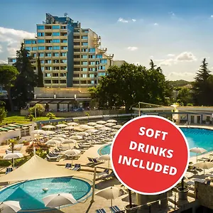 Valamar Diamant Szálloda