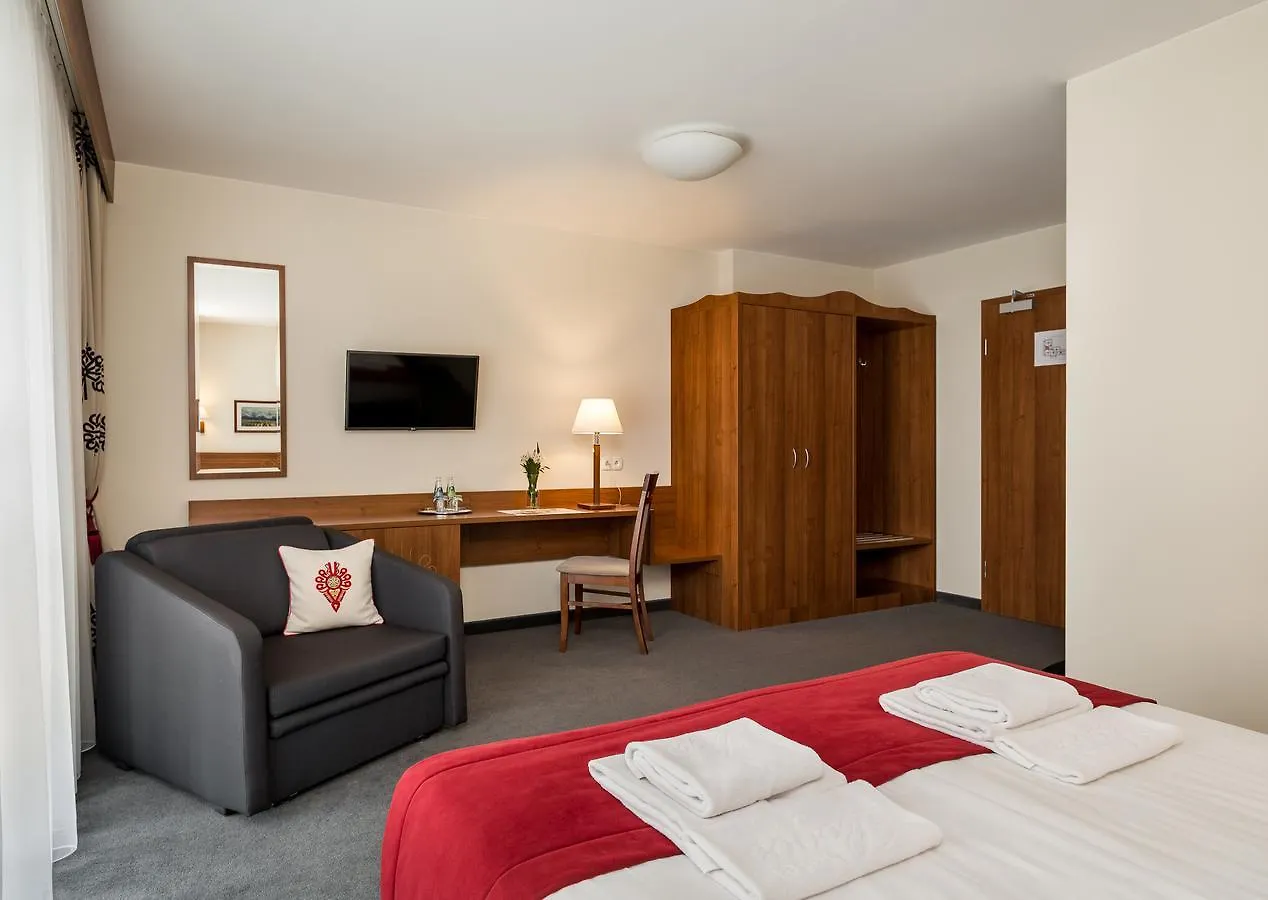 Hotel Logos Zakopane 3*,